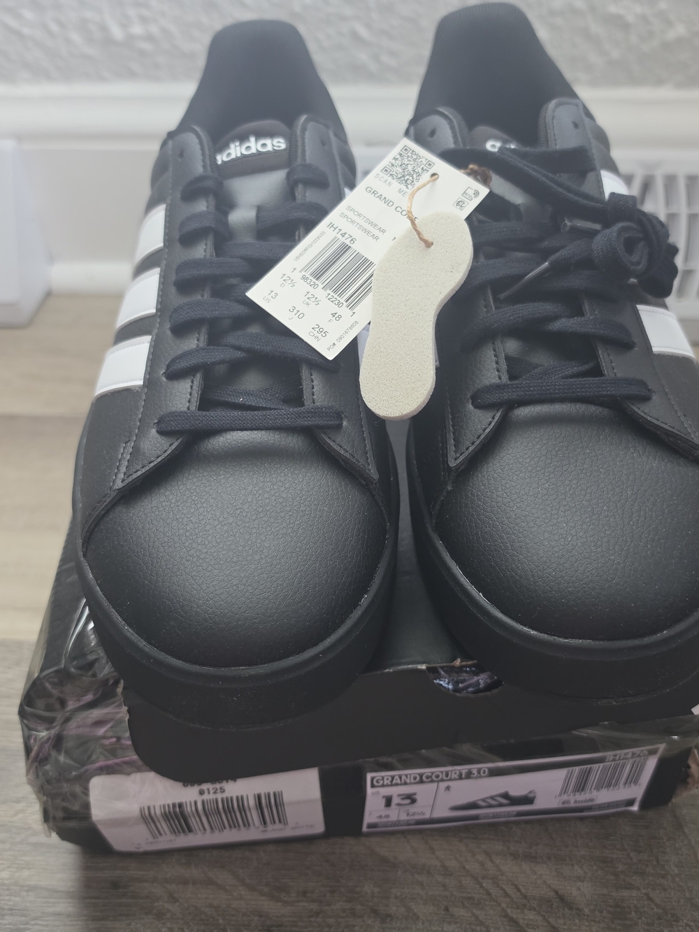 NWT adidas Grand Court 2.0 / 3.0 Black White Sneakers Men’s Size 13